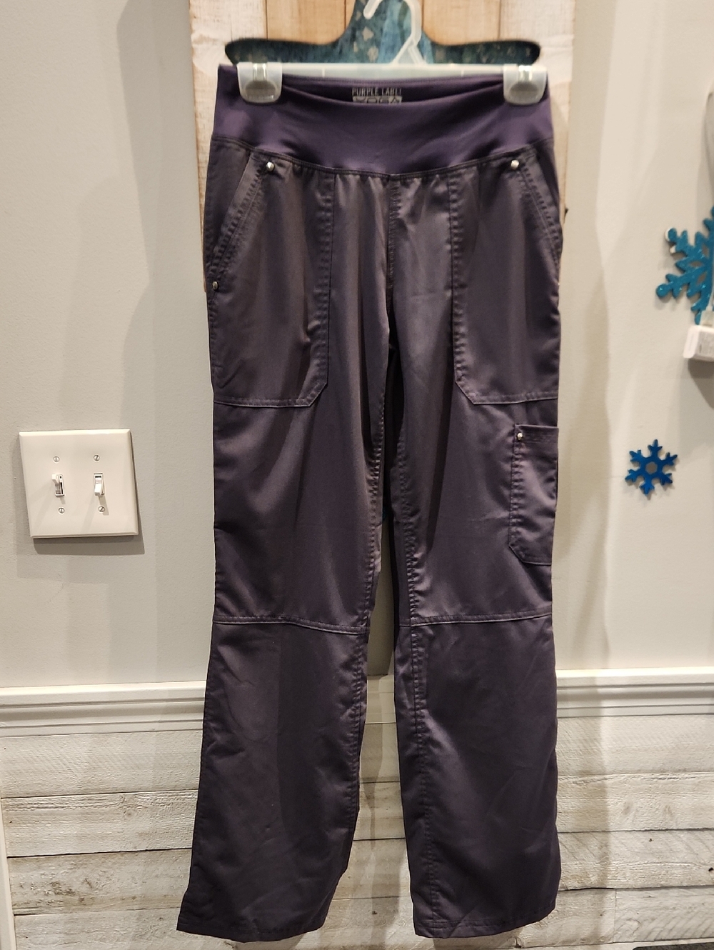 EUC Purple Label Yoga By Healing Hands Sz XS Work Cargo Scrub Pants